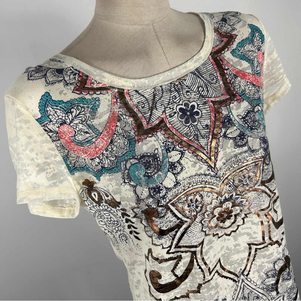 Women's Multicolor Patterned Top - Picture 4 of 7